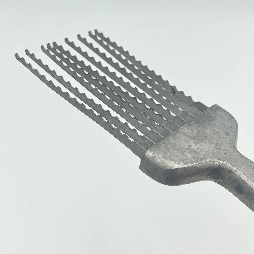 Damar Products Vintage Egg Slicer Cheese Cutter Aluminum Newark NJ Made in Italy